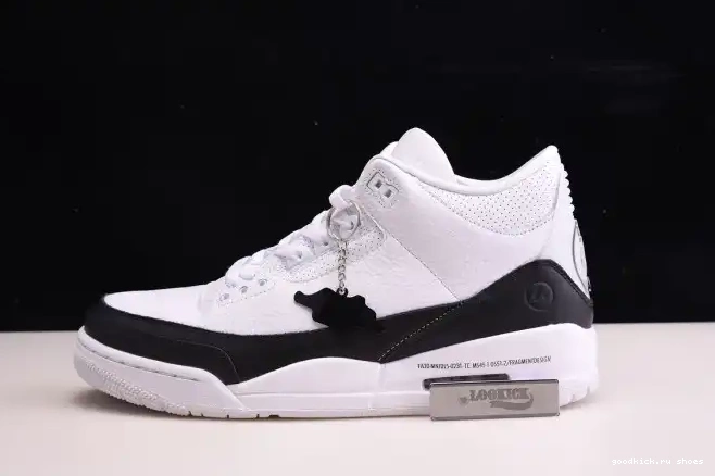 3 DA3595-100 AIR FRAGMENT JORDAN 0513